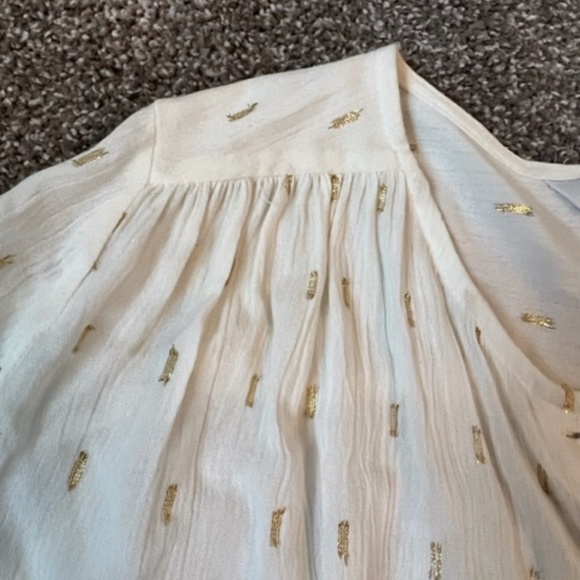 Zara Cream Blouse with Button Detail - Picture 4 of 6